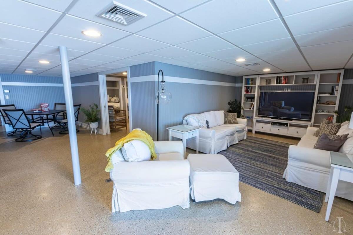 Picturesque Lakefront Retreat At Spofford Lake, Sleeps 10 Chesterfield Buitenkant foto
