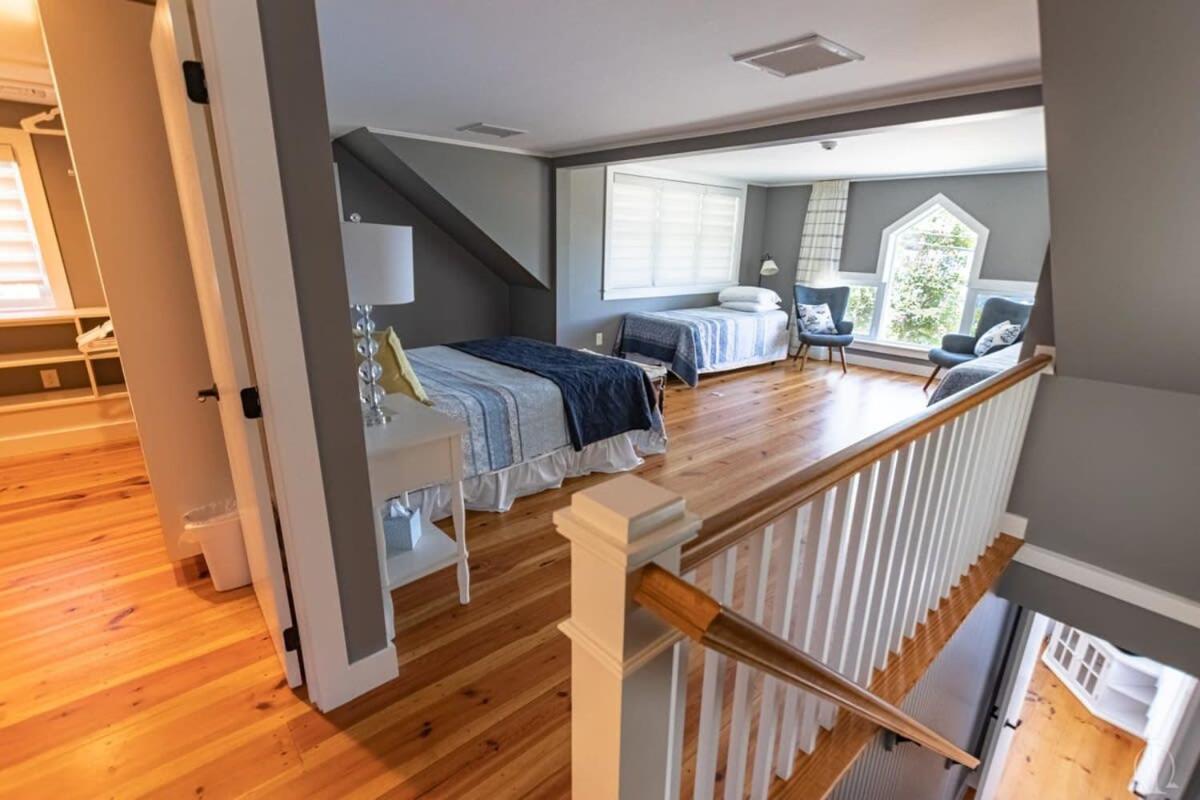 Picturesque Lakefront Retreat At Spofford Lake, Sleeps 10 Chesterfield Buitenkant foto
