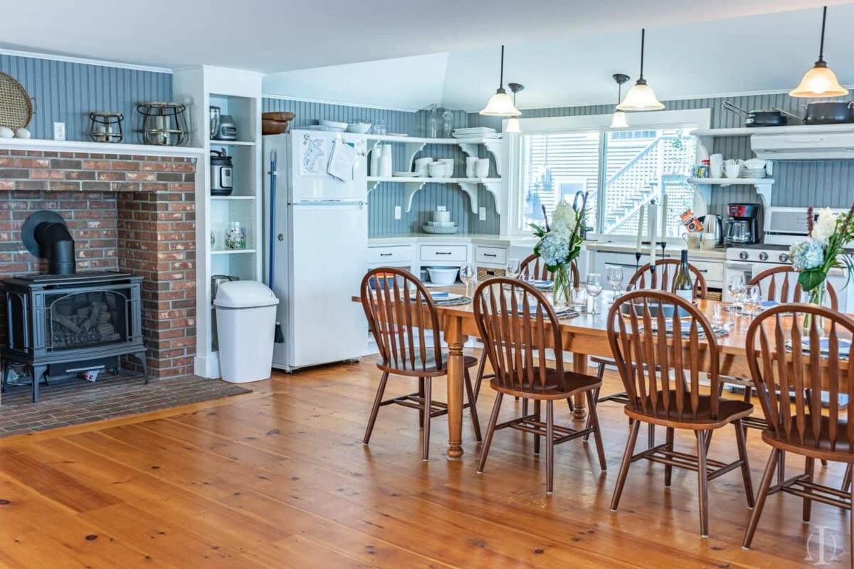 Picturesque Lakefront Retreat At Spofford Lake, Sleeps 10 Chesterfield Buitenkant foto